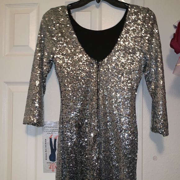 Cocktail dress - Picture 2 of 3